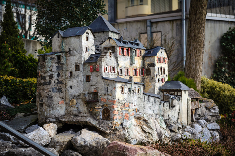 列支敦士登华多兹大公馆模型1模板下载(图片编