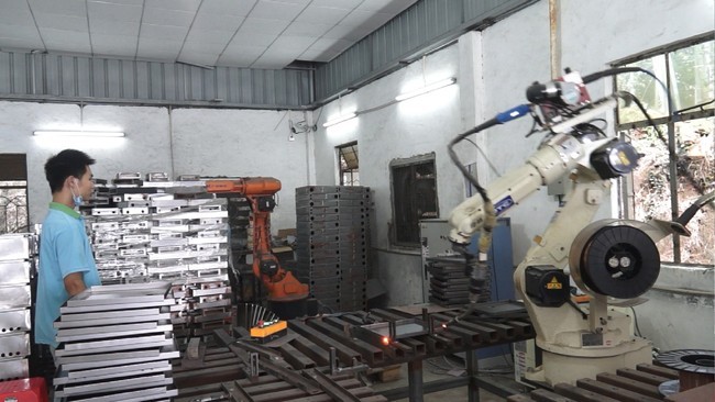 五金工厂生产流程模板下载(图片编号:1477572