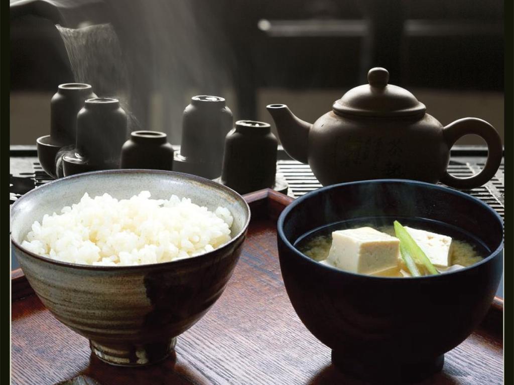 粗茶淡饭