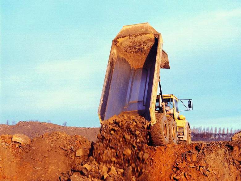 建筑工地施工现场工人作业建造高楼(图片编号