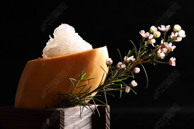 养生美食极品燕窝泰国木瓜炖官燕图片下载素材