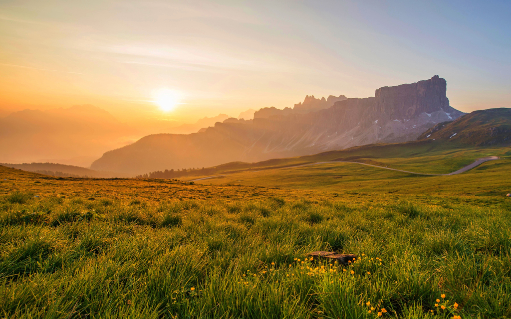 日出太阳耀眼红火大气背景墙贴纸墙纸高清